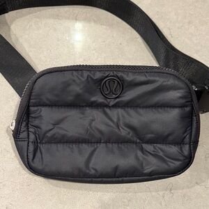 Lululemon Everywhere Belt Bag 1L Wunder Puff